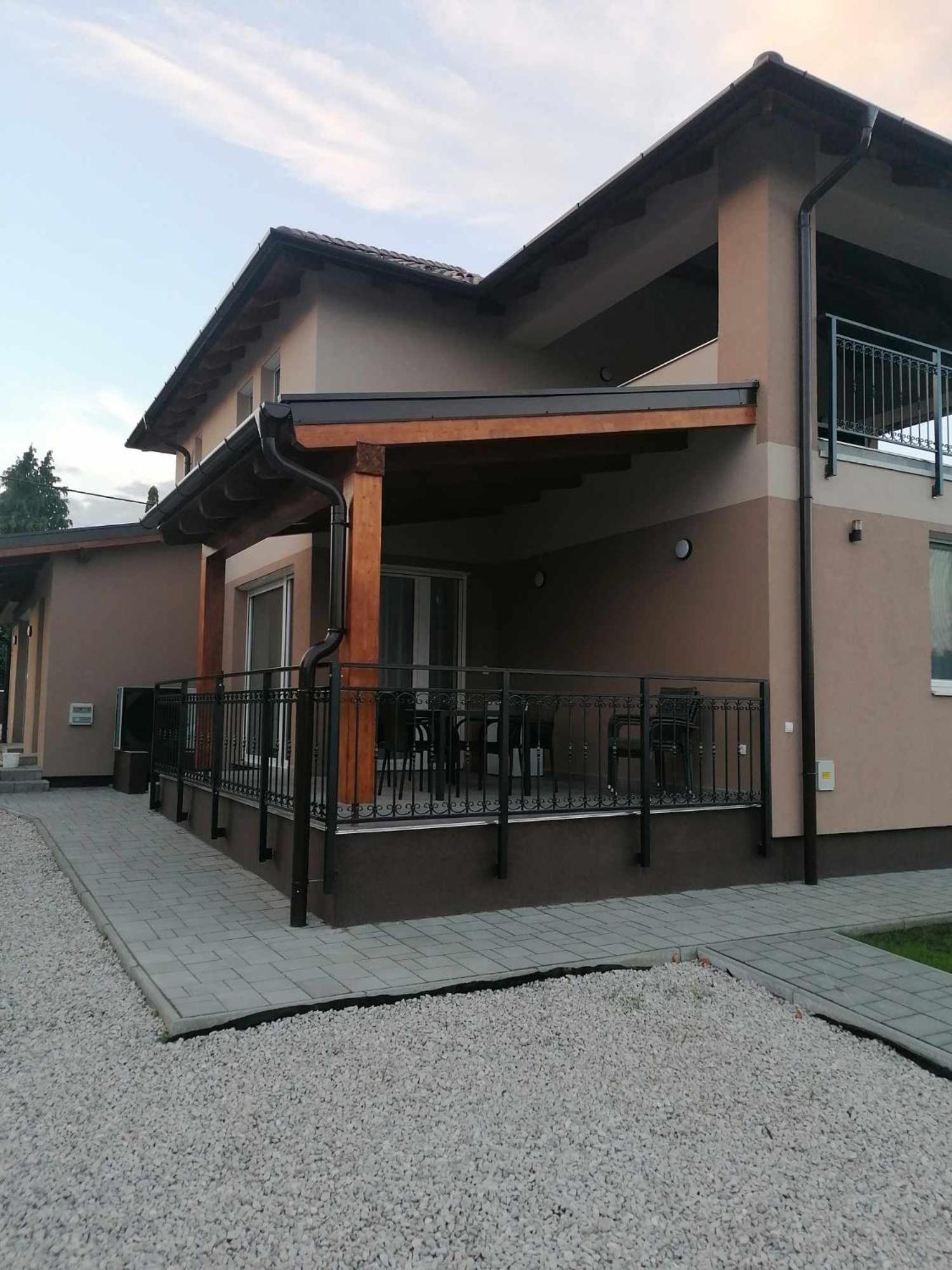 Villa Leona Gyenesdias Luaran gambar